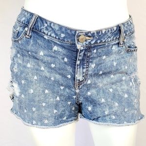Torrid distressed hearts jean shorts